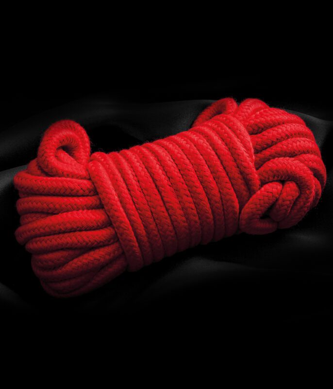 55080105 Bondage Rope 5m Red Packshots Detail 01 scaled